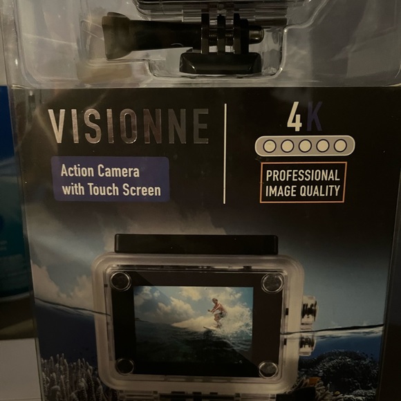 IJoy Visionne Action Camera with Touchscreen - Picture 5 of 12